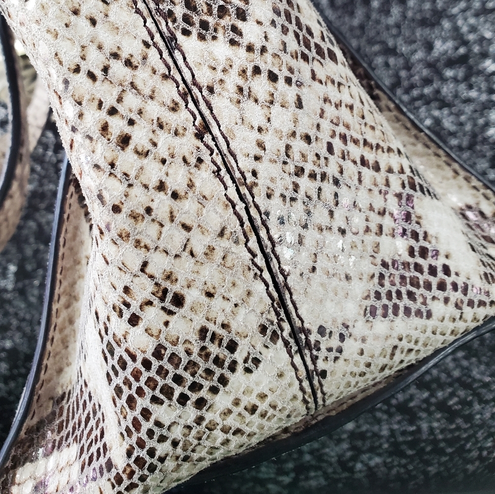 Kate Spade Savannah Parliament Medium Snakeskin Detachable Crosbody - Picture 6 of 13